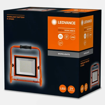Abbildung von LEDVANCE Worklight LED Stableuchte 10W mit Akku, Strahler 4000K kaltweiß, 800 Lumen, Werkstattleuchte flexibel einsetzbar dank schwenkbarem Leuchtkopf, Lampe, IP44