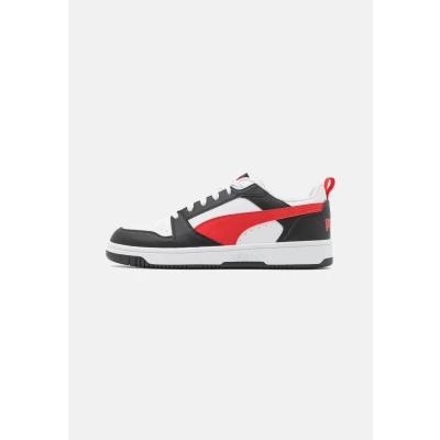 Abbildung von Puma Rebound V6 Sneaker low, Größe: 42.5, White/for all time red/black Hochwertiges lederimitat