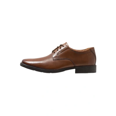 Abbildung von Clarks Tilden Plain BusinessSchnürer, Herren, Größe: 44.5, Dark tan Schuhe