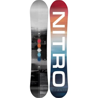 Abbildung von Nitro Snowboards Herren Team Wide BRD &#039;23, Freestyleboard, Directional Twin, Trüe Camber, All Terrain, Wide, für große Füße