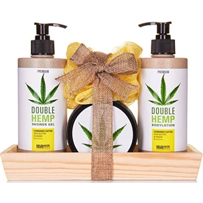 Abbildung von BRUBAKER Hautreinigungs Set Dusch und Badeset mit Shea Butter &amp; Ingwer Duft, 5 tlg., Hanf Beautyset, Geschenk für Frauen Deko Tablett aus Holz, Damen Pflegeset, Wellness Geschenkset