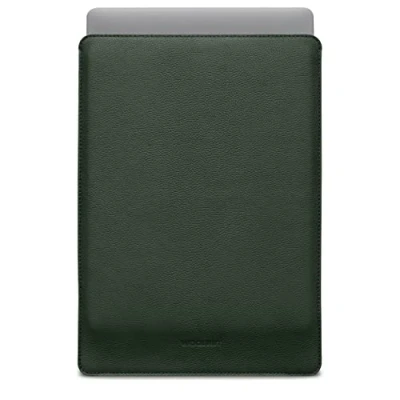 Abbildung von Woolnut Leder Sleeve Case Hülle Tasche für MacBook Pro 16 Zoll Grün (M2021 2024, (M1/M2/M3/M4)