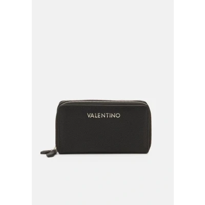 Abbildung von VALENTINO Divina Zip Around Wallet Nero