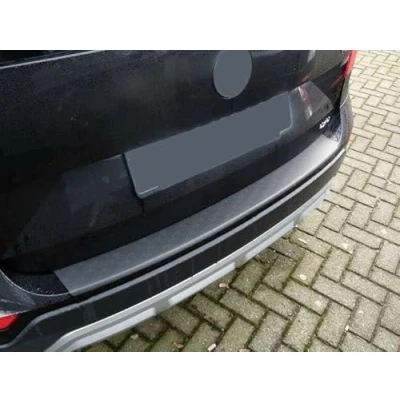 Abbildung von OmniPower® Ladekantenschutz schwarz passend für Skoda Yeti Outdoor SUV Typ: 2013