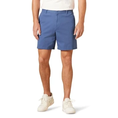 Abbildung von Amazon Essentials Herren 18 cm Lange Chinohose aus Komfort Stretch mit klassischer Passform, Dunkelblau, 32W