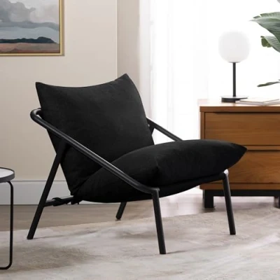 Abbildung von Zinus Ada Sling Akzent Sessel 79x68x79 mit Metallrahmen und Polsterung aus zerkleinertem Schaumstoff Schwarz