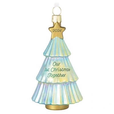 Abbildung von Hallmark Keepsake Weihnachtsschmuck 2024, Our First Christmas Together Glas, Geschenke für Paare