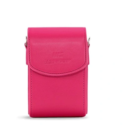 Abbildung von MegaGear MG1256 Nikon Coolpix A1000, A900 Leder Kameratasche mit Trageriemen Rosa