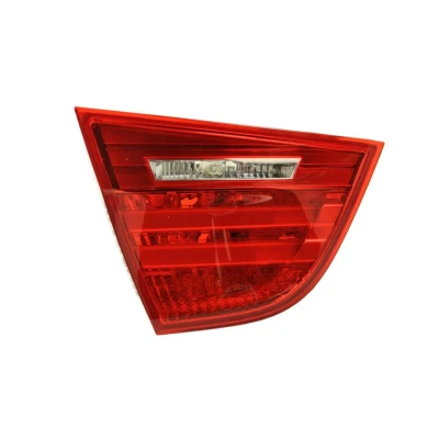 Abbildung von MAGNETI MARELLI 714021840701 Rückleuchte links innerer Teil W16W, H21W mit Lampenträger BMW: 3 Limousine