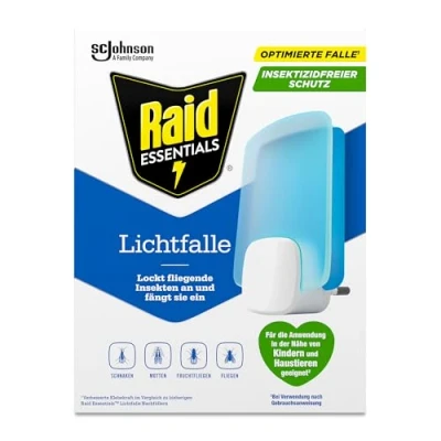 Abbildung von Raid Essentials Lichtfalle, Insektenstecker mit Klebefalle gegen fliegende Insekten wie Schnaken, Motten, Fruchtfliegen und Fliegen, Starter Set (Halter Nachfüller), 1er Pack