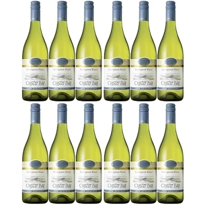 Abbildung von Oyster Bay Sauvignon Blanc Marlborough Weißwein Wein trocken Neuseeland Inkl. FeinWert E Book (12 x 0,75l)