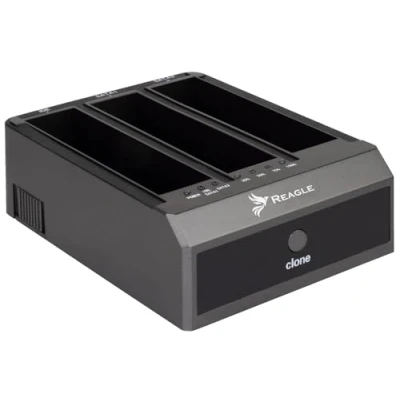 Abbildung von Reagle Festplatten Dockingstation für 2,5 &amp; 3,5 HDD/SSD, 3 Einschübe, Offline Klonfunktion, USB 3.2 Gen 1, 18TB, Aluminium, SuperSpeed 5 Gb/s, Plug Play, inkl. Netzteil Kabel