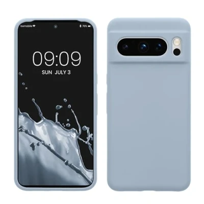 Abbildung von kwmobile Hülle kompatibel mit Google Pixel 8 Pro Silikon Handy Case Handyhülle weiche Oberfläche kabelloses Laden Hellblau matt