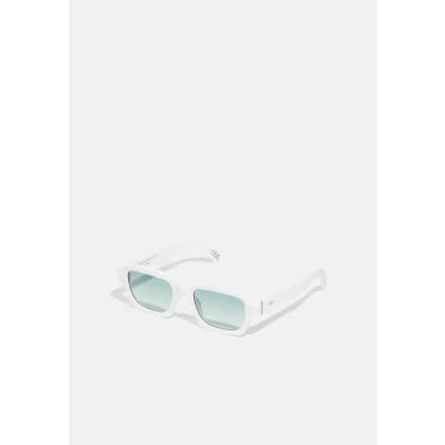 Abbildung von RetroSuperFuture Sonnenbrille Caro Weiß P04 7NA Sommer Edition 52/20/145
