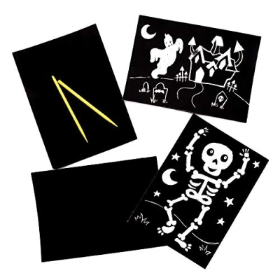 Abbildung von Baker Ross Kratzbild im Dunkeln Leuchten Scratch Art Zeichenblätter (8 Stück) Basteln für Halloween