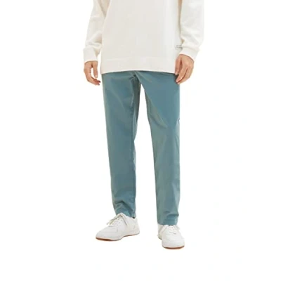 Abbildung von TOM TAILOR Herren 1035047 Relaxed Chino Hose, 30105 Deep Bluish Green, 38
