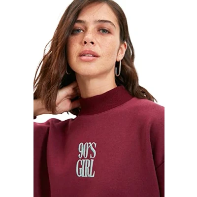 Abbildung von TRENDYOL Damen Twoaw21sw0019 Sweatshirt, Pflaume, M EU