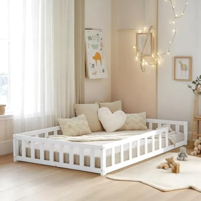 Abbildung von Homestyle4u Bodenbett 120x200 Weiß Montessori Kinderbett mit Rausfallschutz Kinder Holzbett Lattenrost