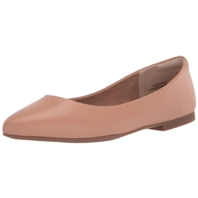 Abbildung von Amazon Essentials Damen Ballerinas mit spitzem Zehenbereich, Helles Kamelbraun, 39 EU Weit