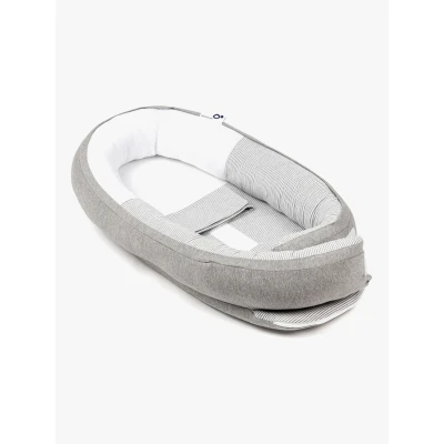 Abbildung von Doomoo Cocoon Babynestchen für Babys bis 8 Monate Babynest, Kuschelnest, Lagerungskissen aus Bio Baumwolle, Oeko Tex zertifiziert, Classic Grey