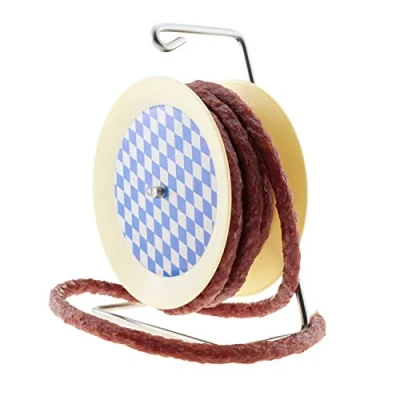 Abbildung von 3.5 Meter pikante Salami auf Kabeltrommel, Bayerisches Design, Gewicht ca 240 g, Zünftige Geschenkidee von Bavariashop