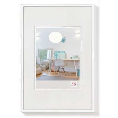 Abbildung von walther design Bilderrahmen weiss 28 x 35 cm New Lifestyle Kunststoffrahmen KV835W