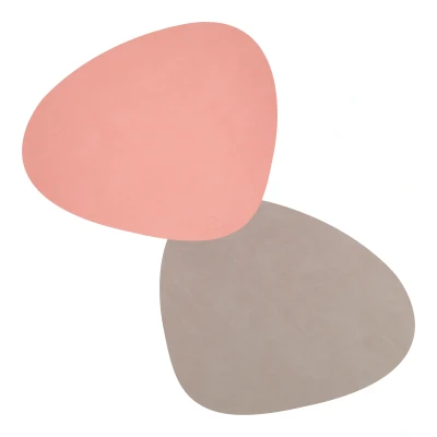 Abbildung von LIND DNA Platzdecke Nupo Leder Rose / Hellgrau beidseitig 44 x 37 cm