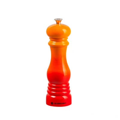 Abbildung von Le Creuset Salzmühle Ofenrot 21 cm