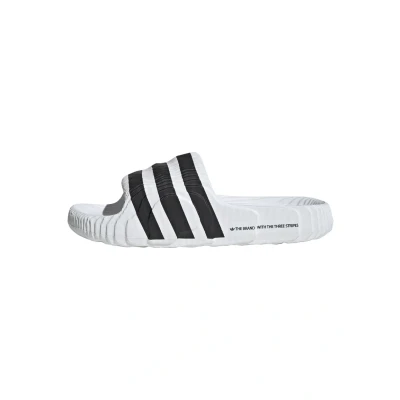 Abbildung von adidas Originals Adilette 22 Unisex Pantolette flach, Größe: 37, Footwear white/core black Kunststoff