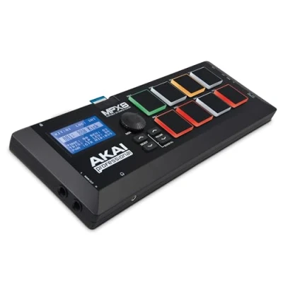Abbildung von AKAI Professional MPX8 Portabler Sample Pad Controller mit 8 Performance Ready Pads &amp; On Board SD Kartenslot