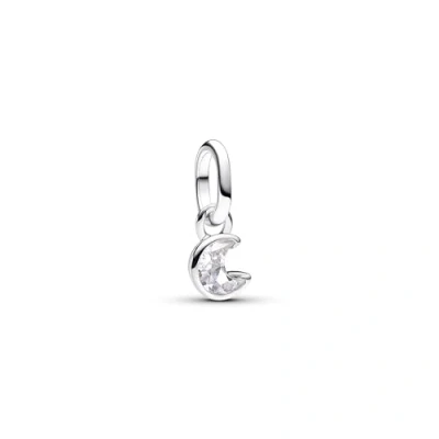 Abbildung von PANDORA ME Funkelnder Mond Mini Charm Anhänger aus Sterling Silber mit Zirkonia, Kompatibel und Moments Armbändern, 793364C01