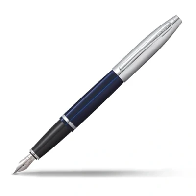 Abbildung von Cross Calais Füllfederhalter (M Feder, inkl. Schwarze Tintenpatrone und Premium Geschenkbox) Blau Lack/Chrom