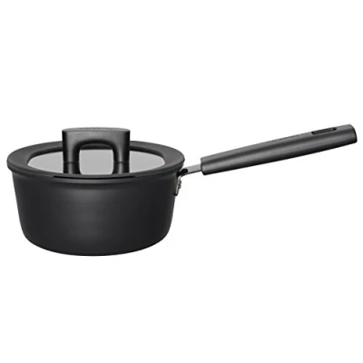 Abbildung von Fiskars Stieltopf mit Deckel, Ø 18 cm, Füllmenge: 1,8 Liter, Für alle Kochfelder geeignet, Aluminium/Kunststoff, Kratzfest, Antihaftbeschichtung, Hard Face, 1052226