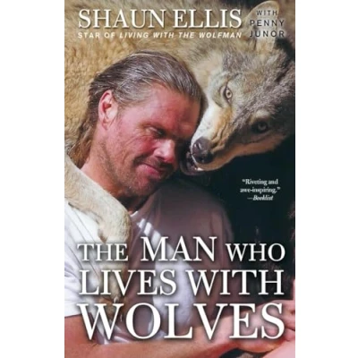 Abbildung von The Man Who Lives with Wolves: A Memoir