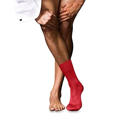 Abbildung von FALKE Herren No. 6 Socken atmungsaktive klimaregulierende geruchshemmende Wolle Seide hochwertig elegant verstärkte Herrensocken flache Naht druckfreie Fußspitze fein einfarbig Business 1 Paar