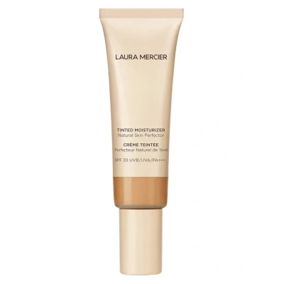 Abbildung von Laura Mercier Translucent Loose Setting Powder and Tinted Moisturiser Duo (Various Shades) Pearl