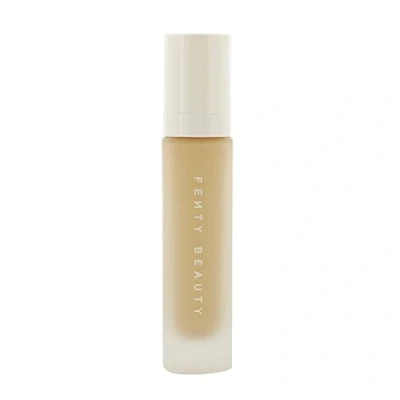Abbildung von FENTY BEAUTY von Rihanna PRP FILTR Soft Matte Longwear Foundation 185