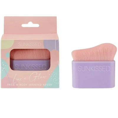 Abbildung von Luxe Glow Face &amp; Body Tanning Brush