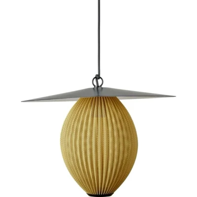 Abbildung von GUBI Außenhängeleuchte Satellite, 45x27 cm, schwarz/senfgold