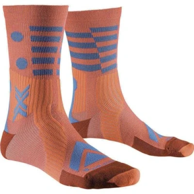 Abbildung von X Socks Gravel Perform Merino Crew Fahrradsocke Orange Unisex Grösse 39 41