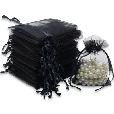 Abbildung von Leeyunbee 100 Stück Schwarz Organzasäckchen 7 x 9 cm Organzabeutel, Säckchen Geschenk Schmuck Hochzeit Bonbonsbeutel Für Festival Party und Hochzeit, Satin Kordelzug