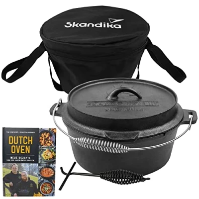 Abbildung von Skandika Grilltopf Dutch Oven Flame Master, Feuertopf, Gulaschtopf, Outdoor, Kochtopf, Rezeptbuch, Tragetasche, Deckelheber, ohne Füße, bereits eingebrannt