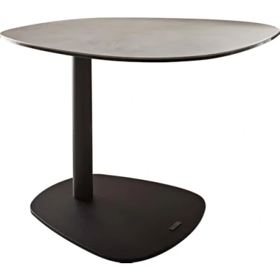 Abbildung von Beistelltisch Elenya 60x60 cm Keramik Aspetto Concreto Betonfarbig Gestell Metall Schwarz