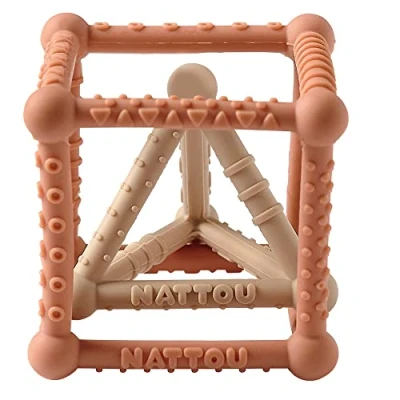 Abbildung von Nattou 876438 Würfel, Karamell, Beige