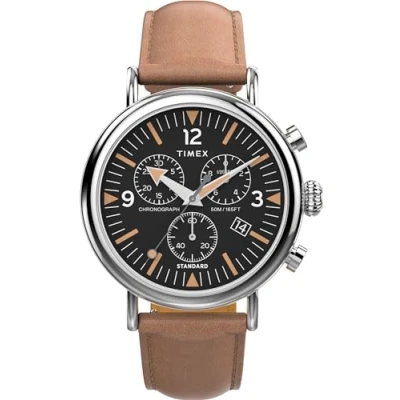 Abbildung von Timex Waterbury Chronograph Herren Armbanduhr, 41 mm, braunes, zweiteiliges Lederarmband mit Schnellverschluss, schwarzes Zifferblatt, silberfarbenes Gehäuse TW2W84500