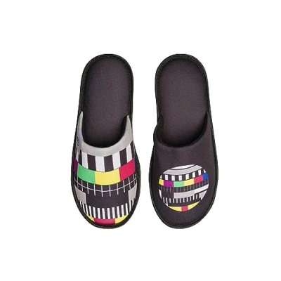 Abbildung von Dedoles Hausschuhe Damen Herren &amp; Kinder Memory Foam viele lustige Designs Einhorn Musik Regenbogen Comics Spiele Geschenk, Farbe: Testbild Retro Vintage, Gr.: 42 43 EU