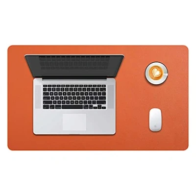 Abbildung von DOBAOJIA Große Schreibtischunterlage, Schreibtischmatte, Desk Pad, Schreibtischschutz, Schreibblock, für Laptop/Tastatur/Maus, PU Leder Wasserdicht + Wildleder rutschfest 60 x 35cm (Mandarine)
