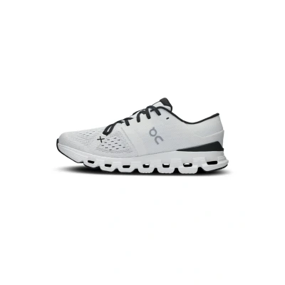 Abbildung von On Cloud X 4 Laufschuh Straße Ivory black, Damen, Größe: 38, black Schuhe