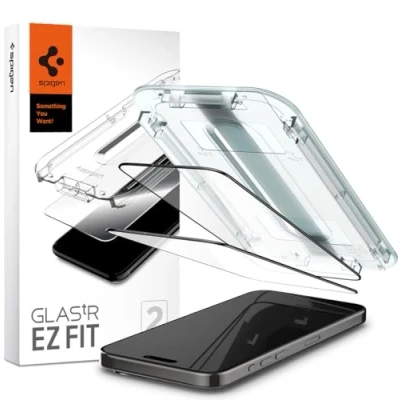 Abbildung von Spigen Apple iPhone 15 Pro Max Glas Displayschutz Easy Install Glas.tR EZ Fit Full Cover Black (2 Stück) AGL06873