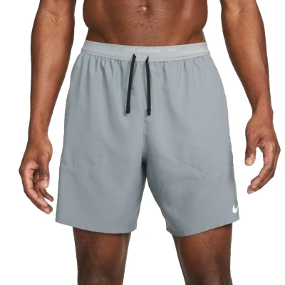 Abbildung von Nike Performance Stride 2IN1 7IN kurze Sporthose, Herren, Größe: Medium, Smoke grey/black